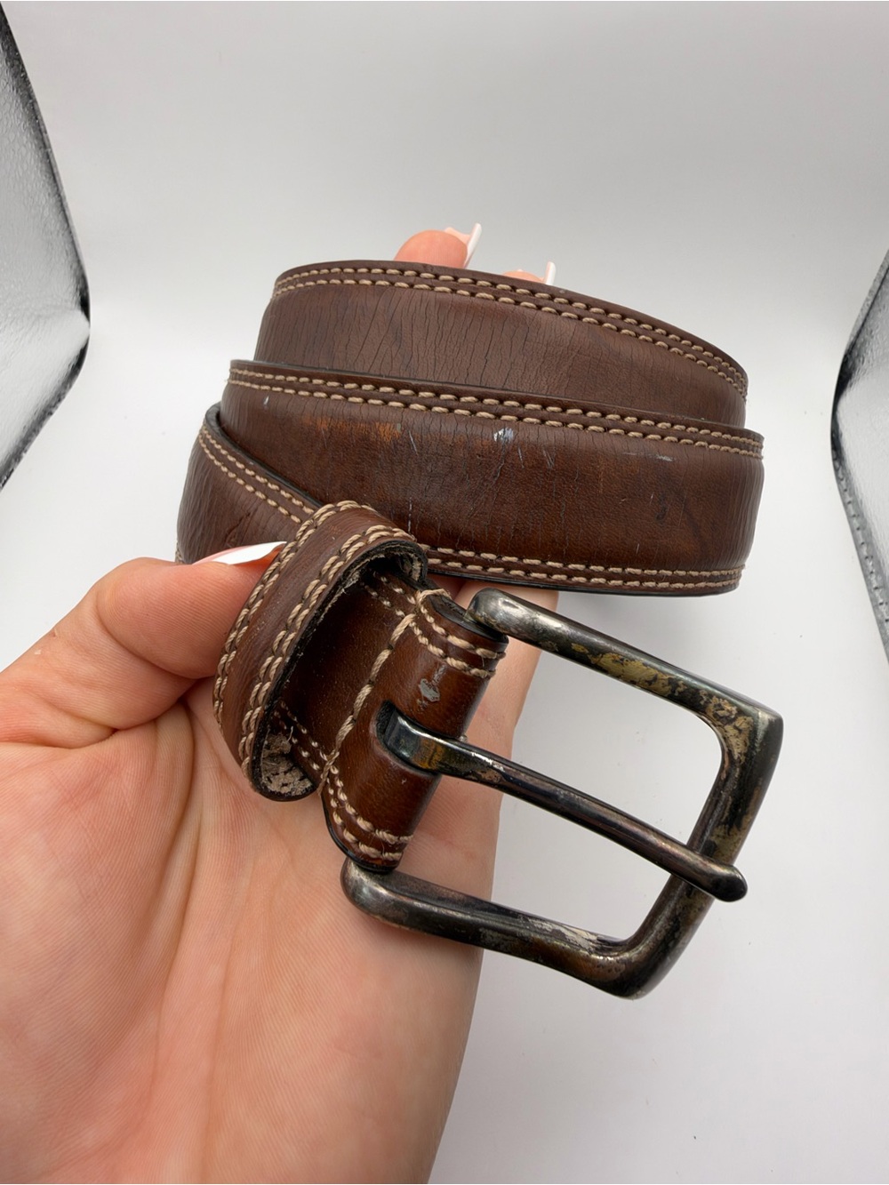 Dockers Brown Leather Belt with Contrasting Stitch